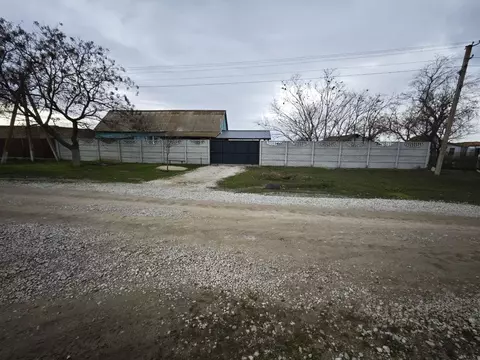 Участок в Крым, Кировский район, Синицынское с/пос, с. Васильковое ул. ...