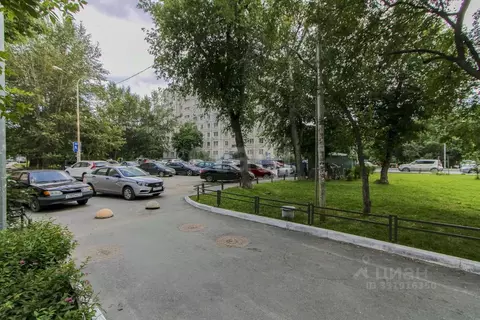 2-к кв. Тюменская область, Тюмень Фабричная ул., 6 (43.9 м)
