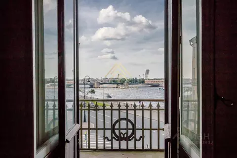 Помещение свободного назначения в Санкт-Петербург наб. Макарова, 16/2 ...