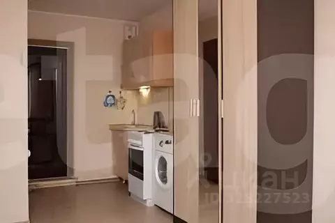 Студия Тюменская область, Тюмень Ставропольская ул., 1в (13.3 м)