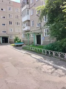 3-к кв. Хакасия, Черногорск ул. Металлургов, 10 (47.6 м)