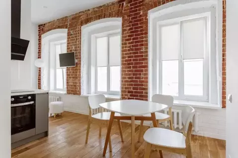 1-к кв. Москва ул. Петровка, 17С2 (28.0 м)