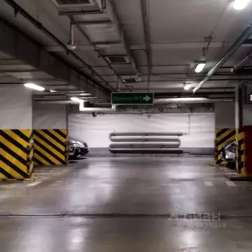 Гараж в Москва Митинская ул., 28к2с1 (14 м)