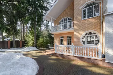 Дом в посёлок Репино, Круговая улица (371 м)