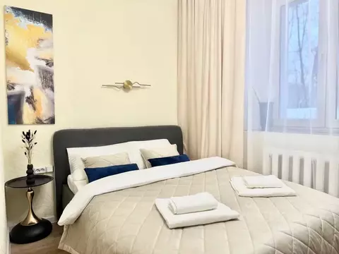 Студия Москва 1-я Фрунзенская ул., 6 (17.0 м)