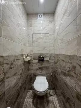 3-комнатная квартира: Дзержинский, Лесная улица, 13 (62.1 м)