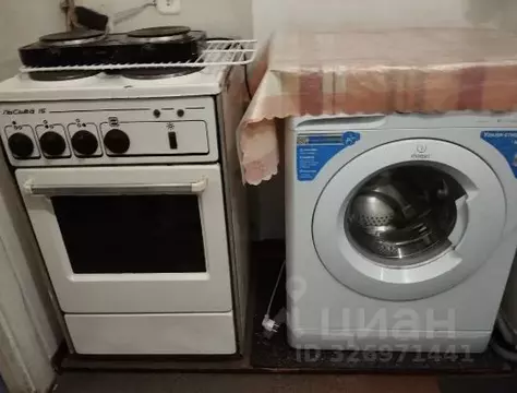 Студия Красноярский край, Красноярск ул. Толстого, 47 (18.0 м)