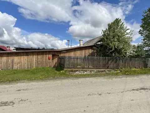 Дом в Свердловская область, Горноуральский городской округ, с. ...