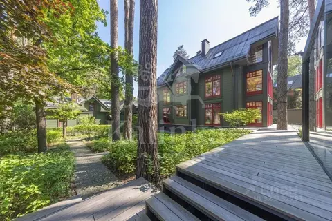 Дом в Московская область, Одинцовский городской округ, пос. Николина ...