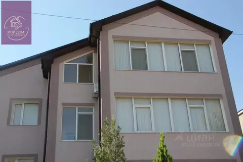 Дом в Крым, Евпатория ул. Цветочная, 2 (307 м)