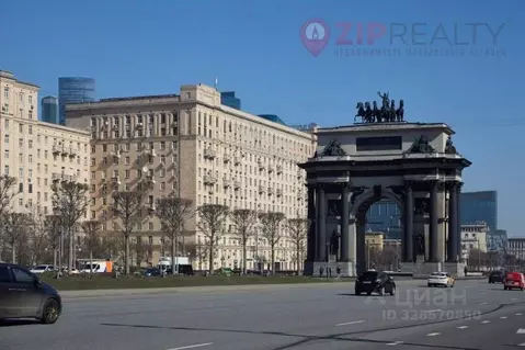 4-к кв. Москва пл. Победы, 2К1 (130.0 м)