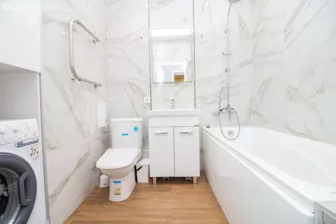 1-комнатная квартира: Тюмень, улица Фармана Салманова, 12 (43.6 м)