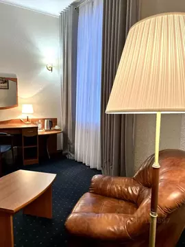 Комната Оренбургская область, Орск Новый город мкр, просп. Ленина, 93Б ...