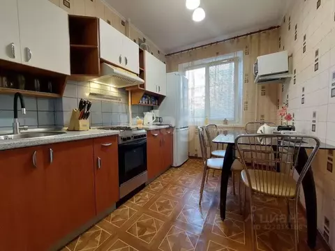 2-к кв. Саратовская область, Энгельс просп. Строителей, 17 (50.3 м)