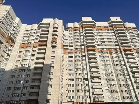 Продается 3-комнатная квартира