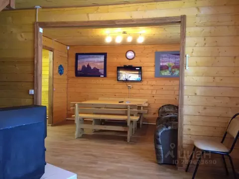 Дом в Ленинградская область, Лодейнопольский район, пос. Свирьстрой ...