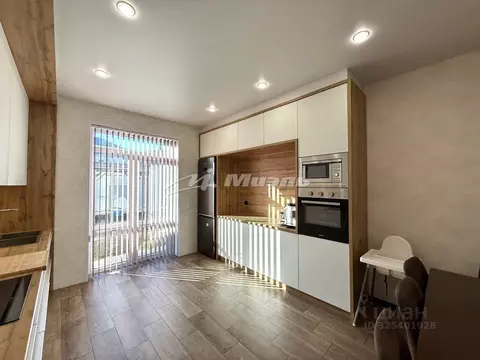 Дом в Крым, Симферопольский район, Добровское с/пос, с. Краснолесье ...