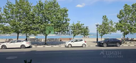 Торговая площадь в Краснодарский край, Новороссийск наб. Адмирала ...