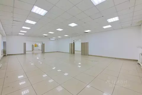 Помещение свободного назначения в Санкт-Петербург Октябрьская наб., ...