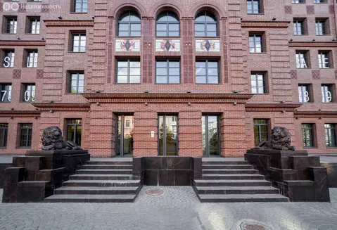 3-комнатная квартира: Санкт-Петербург, 13-я линия Васильевского ...