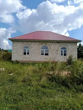 Дом в Самарская область, Исаклы с/пос, с. Исаклы ул. Братьев Лагода, ...