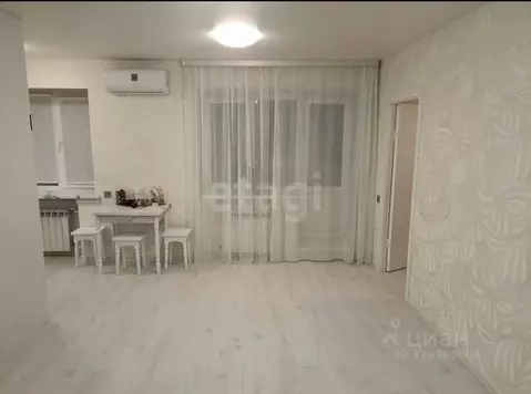 2-к кв. Омская область, Омск просп. Космический, 25 (45.0 м)