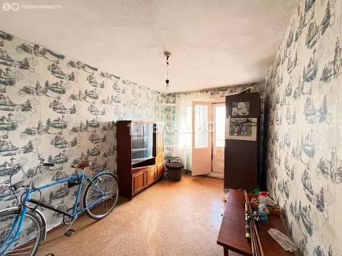 2-комнатная квартира: Тобольск, 8-й микрорайон, 16 (50 м)