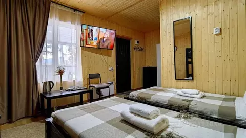 Дом в Карачаево-Черкесия, Зеленчукский район, с. Архыз ул. Банковская, ...