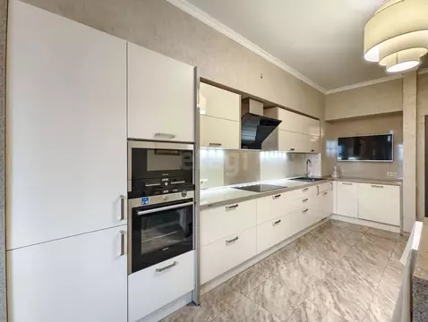 4-к кв. Тюменская область, Тюмень ул. Пржевальского, 33к1 (156.0 м)