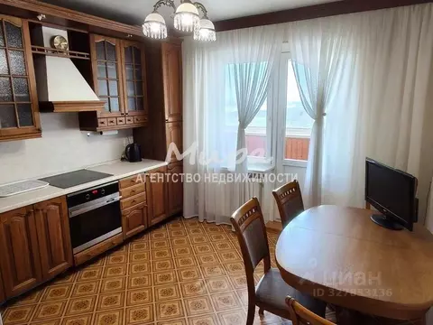 2-к кв. Московская область, Дзержинский Угрешская ул., 10 (76.0 м)