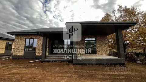 Дом в Саратовская область, Энгельсский район, Красноярское ...