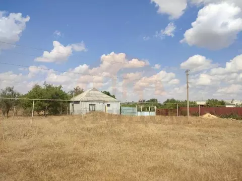 Дом в Крым, Сакский район, Геройское с/пос, с. Яркое ул. Нуман Челеби ...