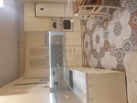 Продается 4-комнатная квартира