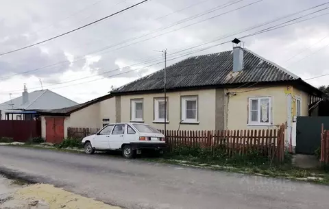 Дом в Воронежская область, Семилукский район, Стрелица рп ул. Чапаева, ...