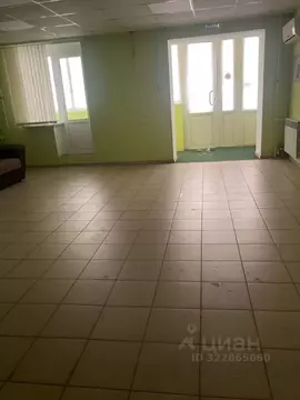 Помещение свободного назначения в Саратовская область, Энгельс ул. ...