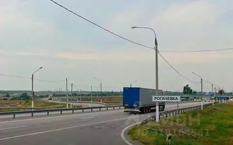 Участок в Воронежская область, Новоусманский район, с. Рогачевка  ...