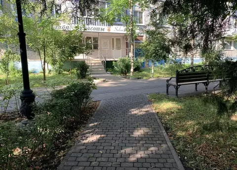 Помещение свободного назначения в Краснодарский край, Краснодар ул. ...