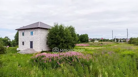 Дом в Ленинградская область, Гатчинский муниципальный округ, д. Малое ...