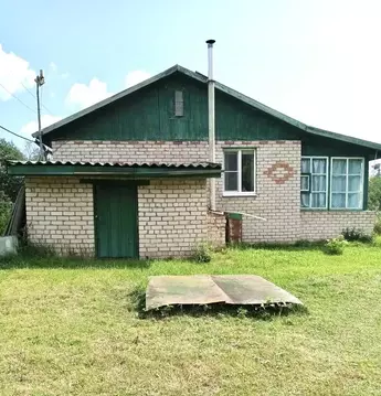 Дом в Новгородская область, Валдайский район, Яжелбицкое с/пос, д. ...