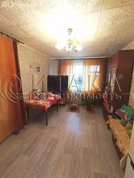 3-комнатная квартира: посёлок Возрождение, 7 (62 м)