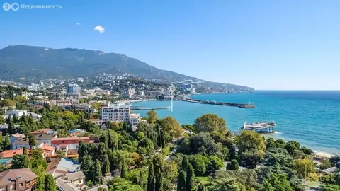 3-комнатная квартира: Ялта, улица Гоголя, 4 (225.6 м)