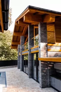 Дом в Краснодарский край, Сочи Красная Поляна пгт, ул. Заповедная, 33 ...