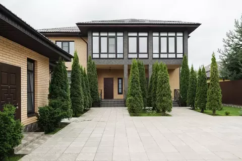 Коттедж в Москва д. Большое Свинорье, Клубничные Поля кп,  (297 м)