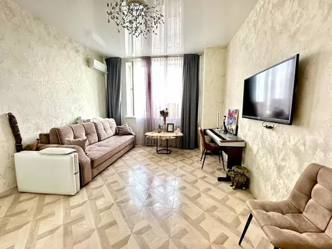 2-к кв. Волгоградская область, Волгоград просп. Маршала Жукова, 5 ...