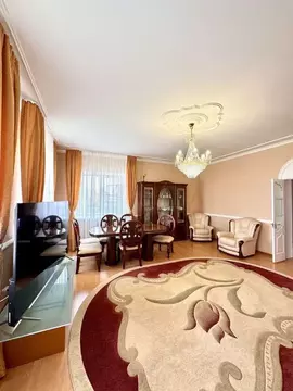 Дом в Белгородская область, Старый Оскол ул. Сталеваров, 118 (220 м)