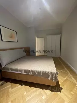 2-к кв. Москва Большая Дорогомиловская ул., 1 (70.0 м)