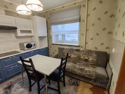 2-к кв. Санкт-Петербург Коломяжский просп., 26 (72.0 м)