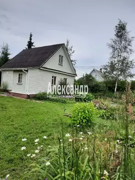 Дом в Ленинградская область, Всеволожский район, Романовское с/пос, ...