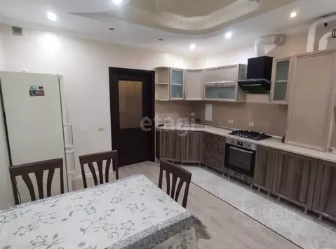 2-к кв. Астраханская область, Астрахань пер. Островского, 22 (71.5 м)