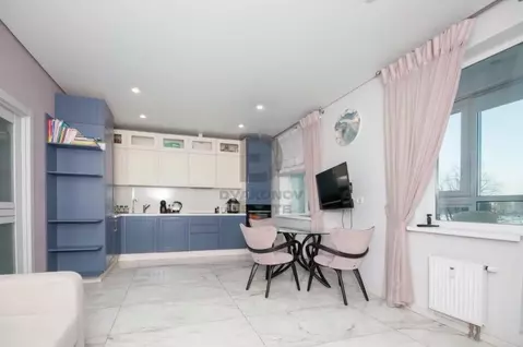 2-к кв. Санкт-Петербург Октябрьская наб., 44 (71.3 м)